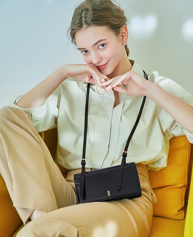 [공식몰 단독] JOELLE VIVA MINI 크로스 BK (JHNCHE1BS890BK010)