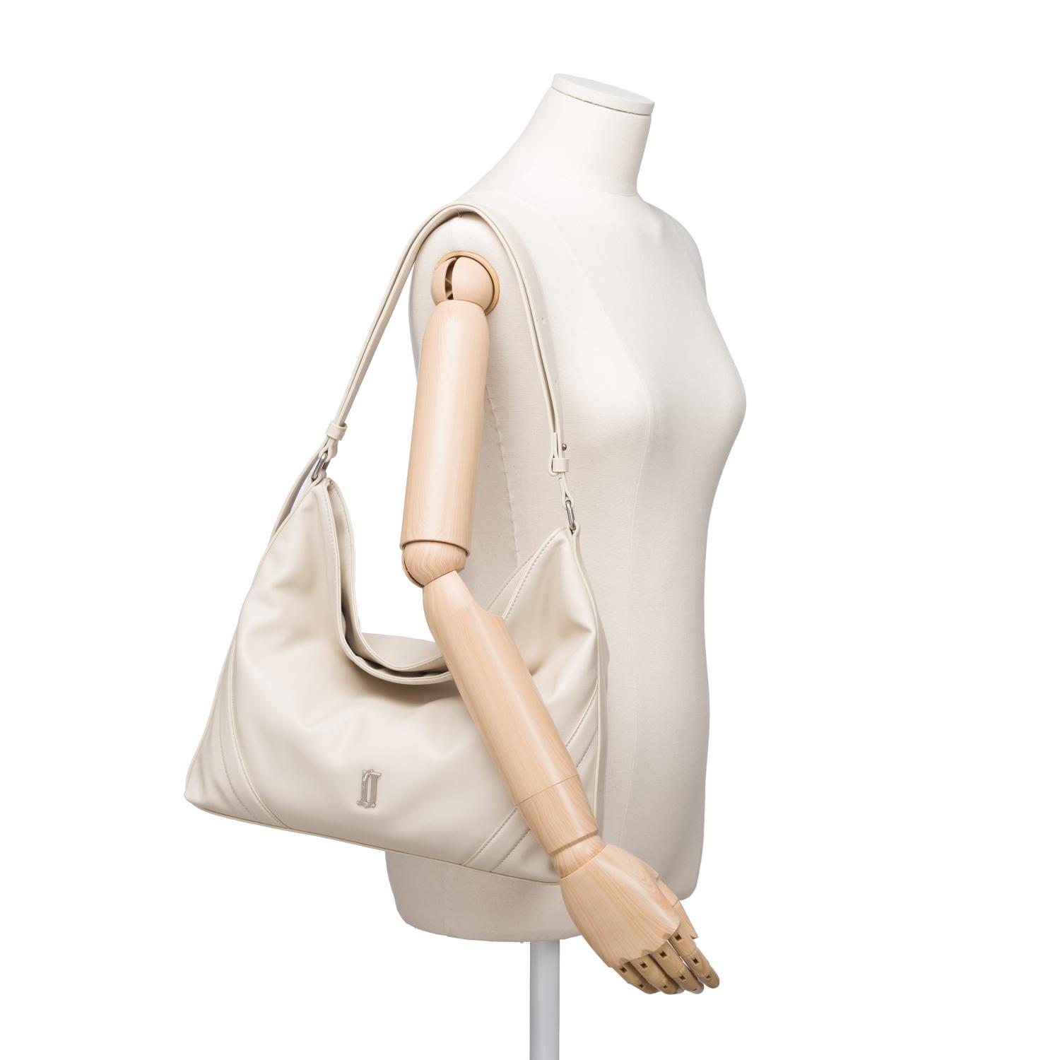 CELLINA MD 호보 BE (JHNCHA3BF049BE980)