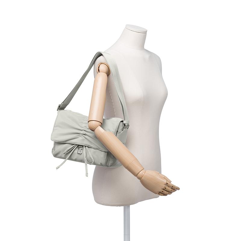 TRINA MD 숄더 LG (JHNCHA4BS105LG260)