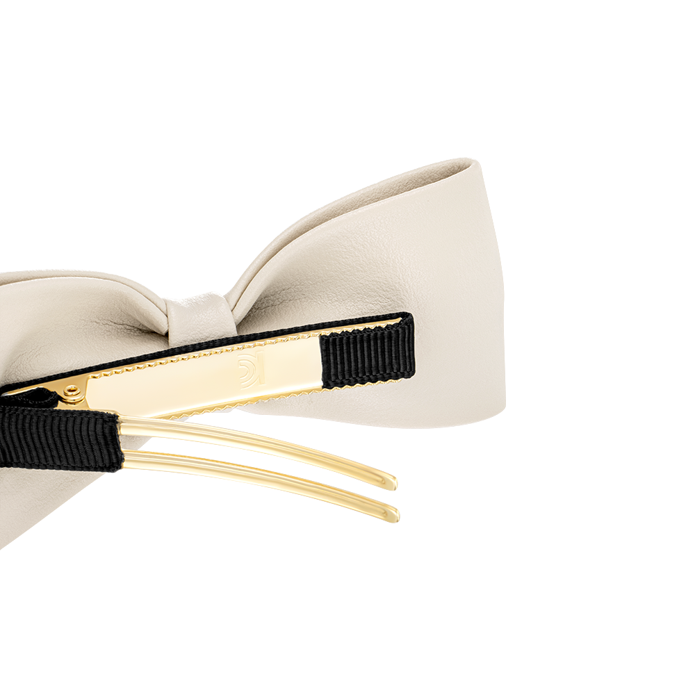 J.RIBBON 레더 헤어핀 (JAI1HP4BS842FAIV0)