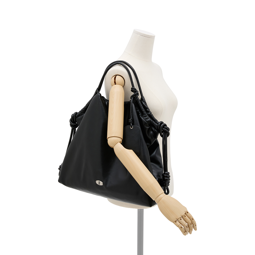 MONICA LG숄더 BK (JHNCHA5BF057BK980)