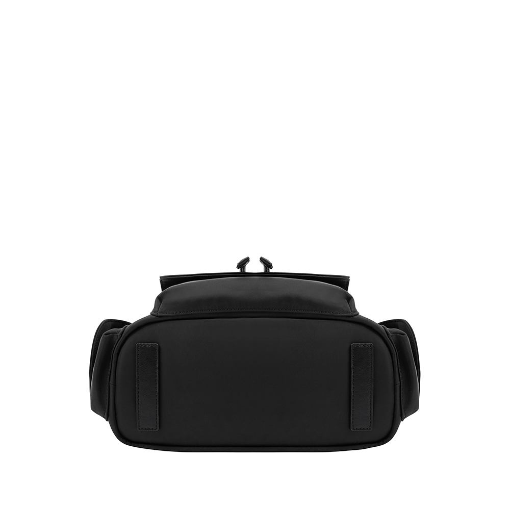 JOY MD 포켓 백팩 BK (JHNCHB5BF884BK260)