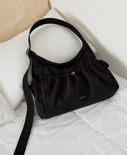 [PRE-ORDER] COY MD 숄더 BK (JHNEHA5BF173BK260)