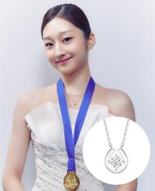 [신지아 선수 PICK] WISH J 목걸이 (JJWJNQ6B1102SW420)