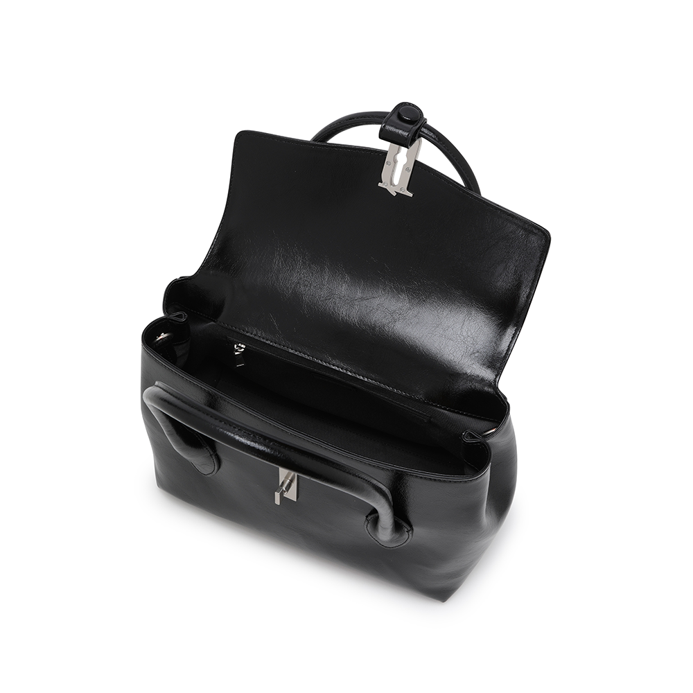AMBER MD사첼 BK (JHNCHD6BF838BK010)