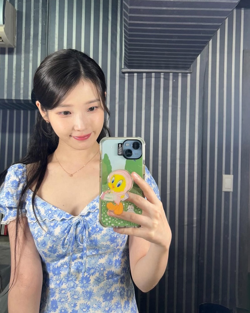 5/19 아이유 인스타그램 속 데이즐리 컬렉션